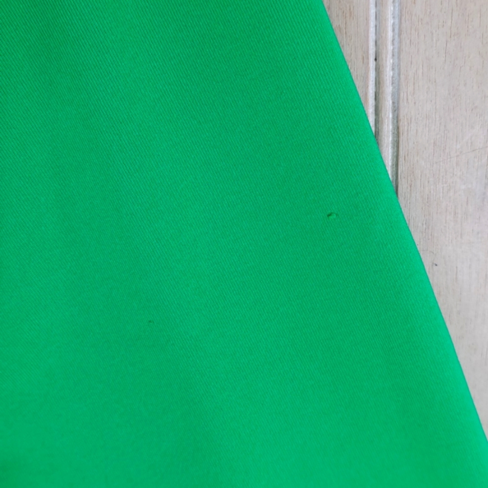 FILA Sport Green V-Neck Long Sleeve Performance Top Activewear Live In Motion - Picture 11 of 11